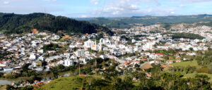 Concurso Ituporanga (SC): inscrições até esta segunda-feira (10/8); R$ 5,1 mil para Professores!